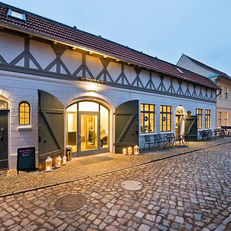 Hotel Brandenburger Dom Brandenburg  ภายนอก รูปภาพ