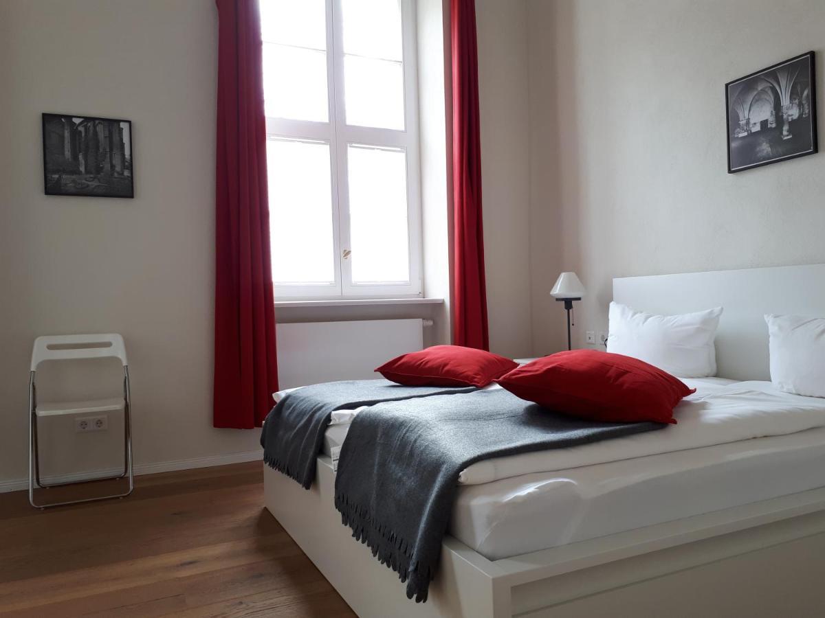 Hotel Brandenburger Dom Brandenburg  ภายนอก รูปภาพ